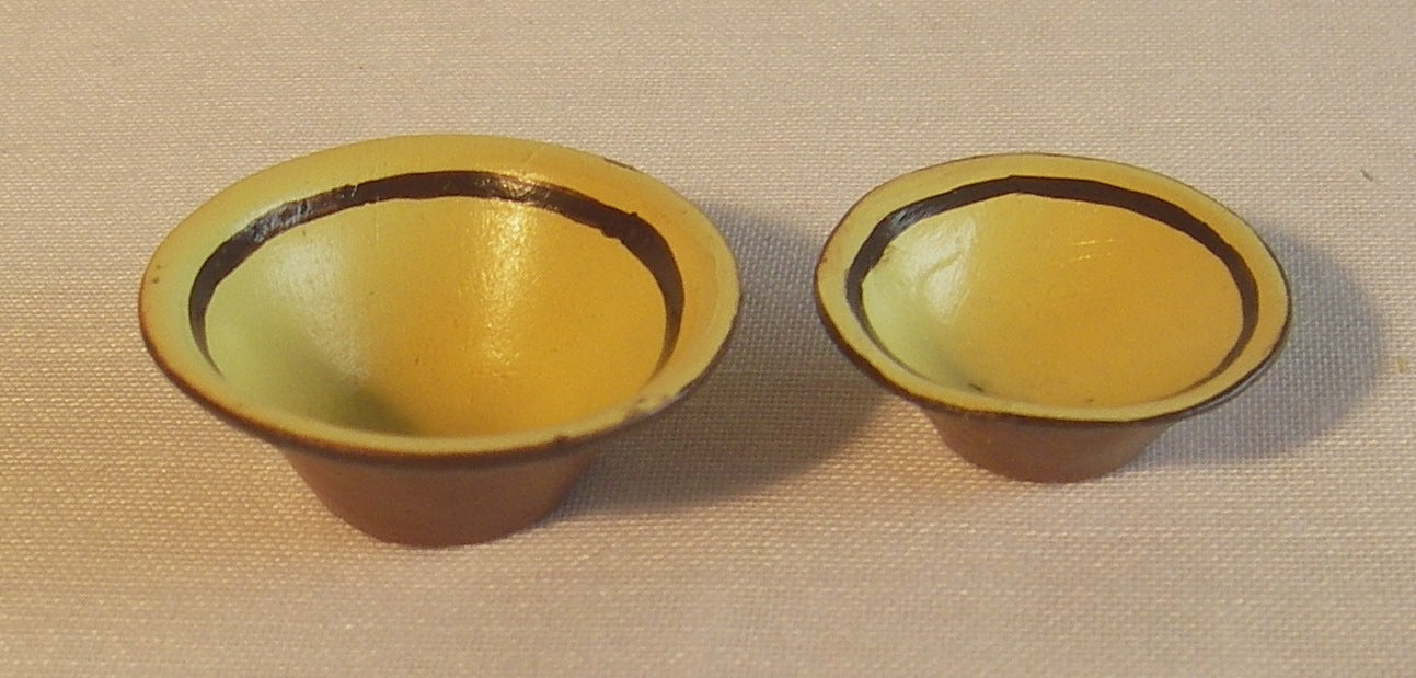 Clay bowl, yellow-brown, 2 pcs