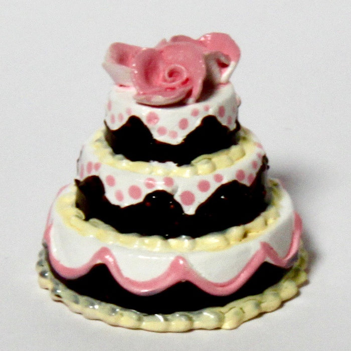 Layer cake, wedding cake, chocolate and roses