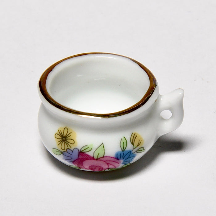 Pot, porcelain with flower decorations