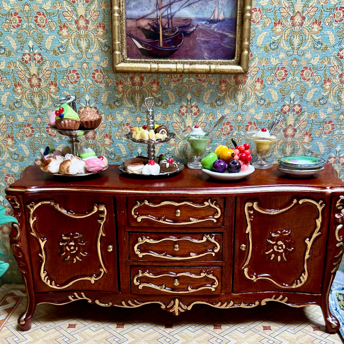 Chest of drawers, walnut/gold, quality furniture