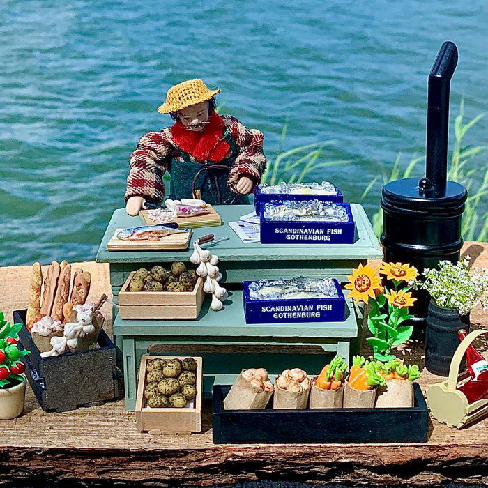 Sunflower in a clay pot