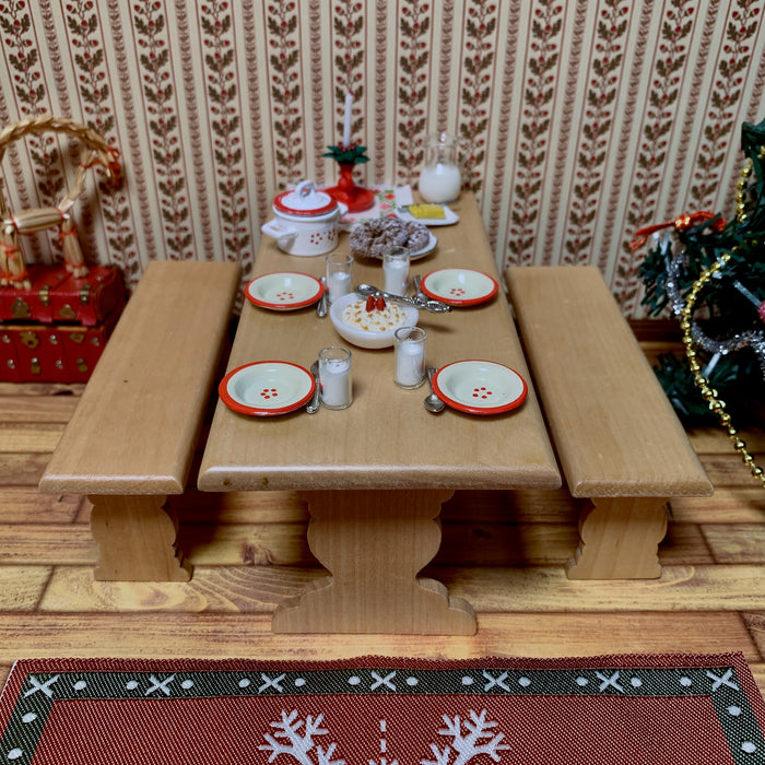 Lautanen, puna-valkoinen, metallia, 4 kpl