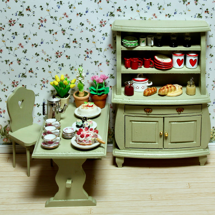 Skåp, obehandlat trä