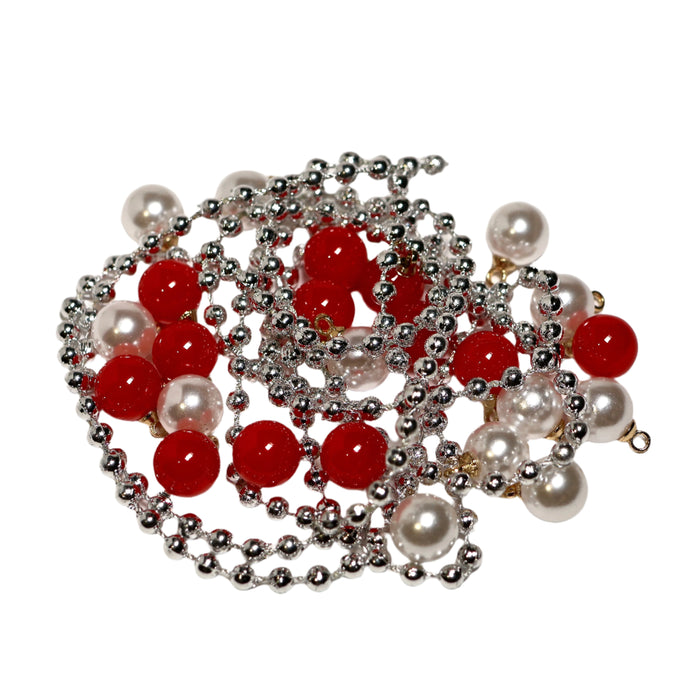 Joulukuusen koristeet, punainen, valkoinen ja hopea