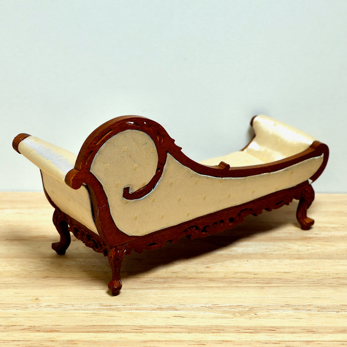 Divan, walnut, quality furniture