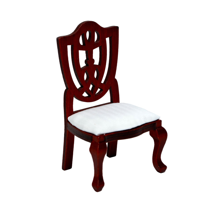 nukkekodin tuoli mahonkia.