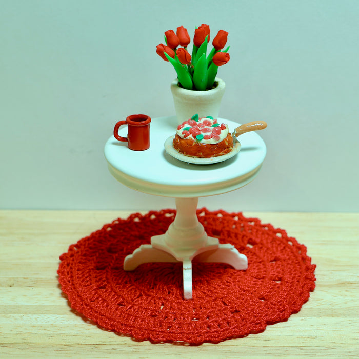 Carpet, red, round approx. 9 cm, Finnish