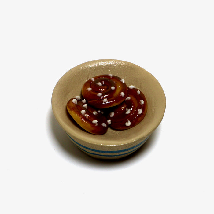 Spiral roll or Wiener roll, 3 pcs