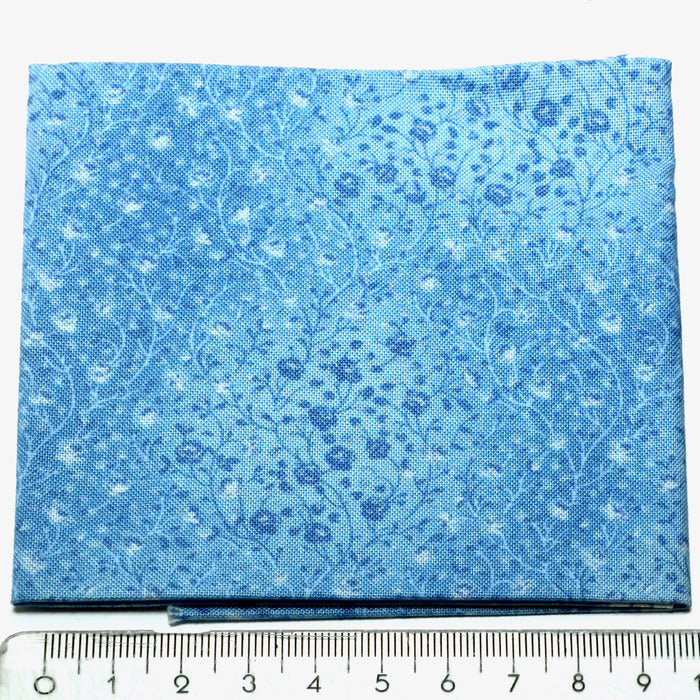 Fabric, summer flowers, light blue, 25 x 31 cm