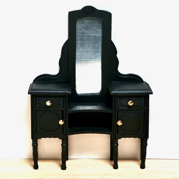 Kultaiset nupit peililipastossa