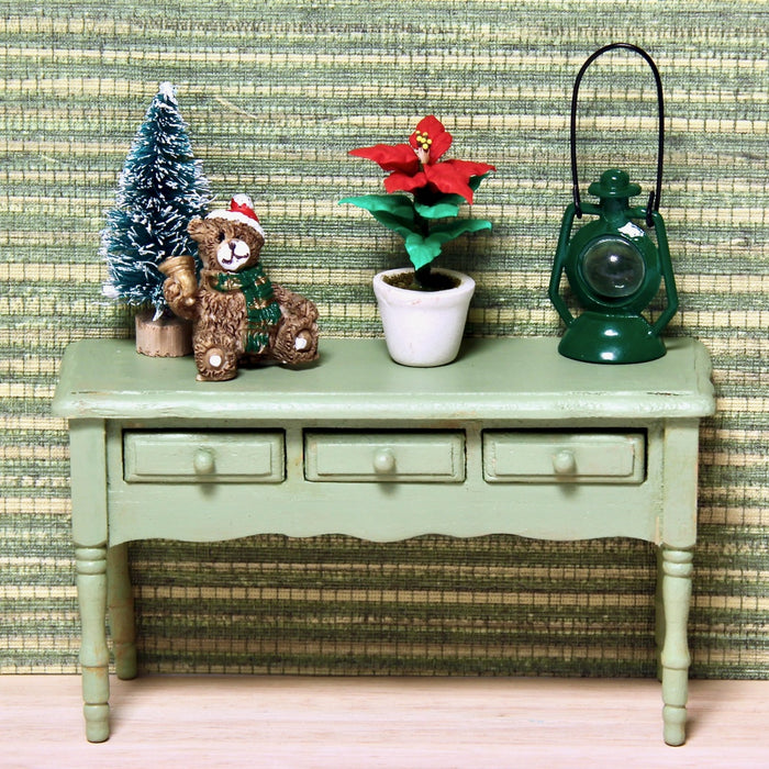 Joulukoristeet ja joulutähti.