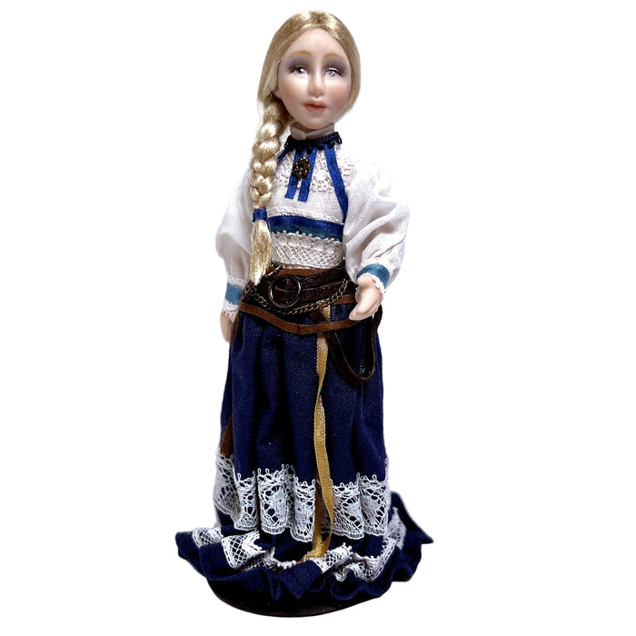 Käsityönä tehty nukke 1:12.