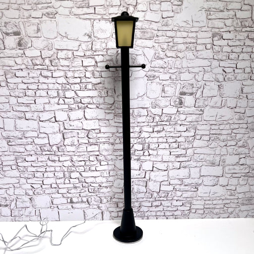 12v sähköistetty katulamppu.