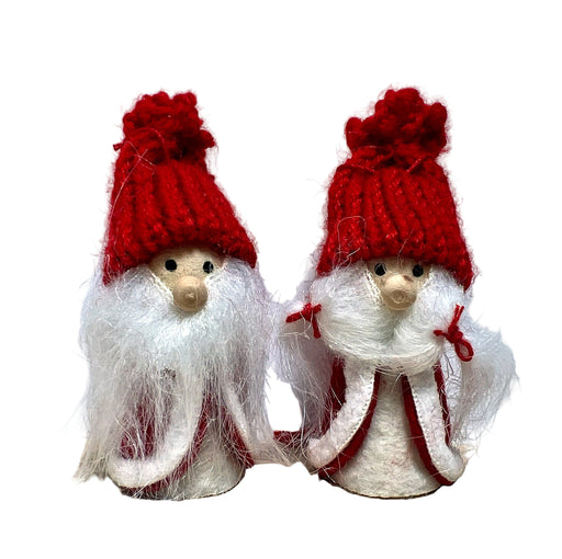 Tonttu ja tonttumuori.