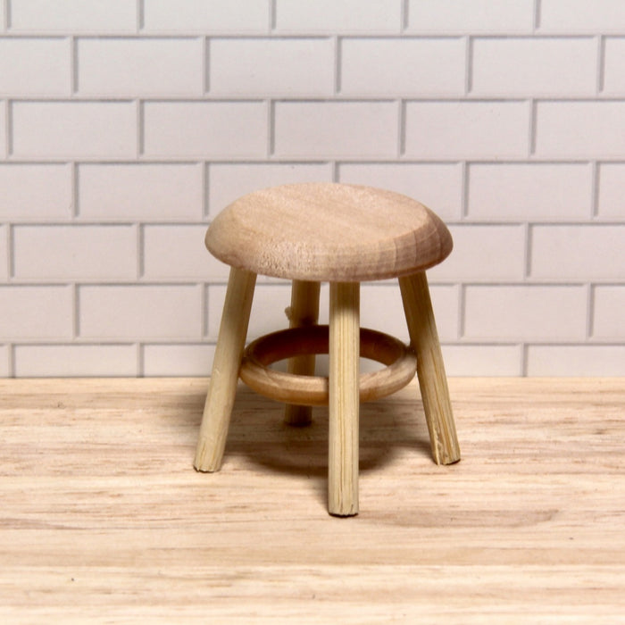 Jakkaran pienoismalli.