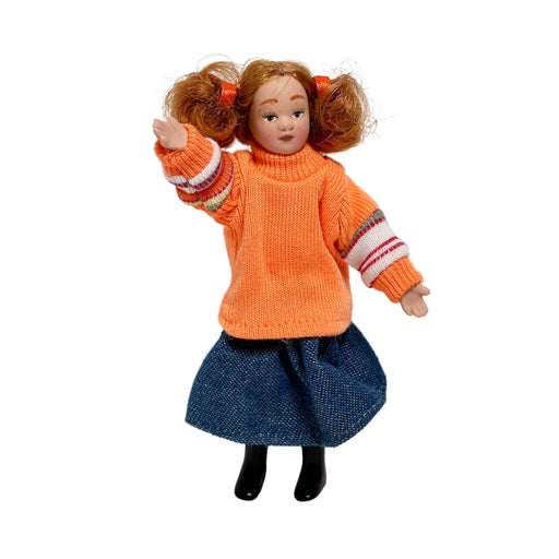 Nukkekodin tyttölapsi.