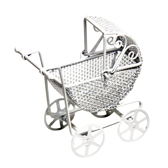 Dockvagn, barnvagn, vit järntråd