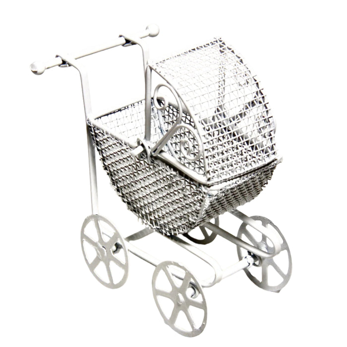 Dockvagn, barnvagn, vit järntråd