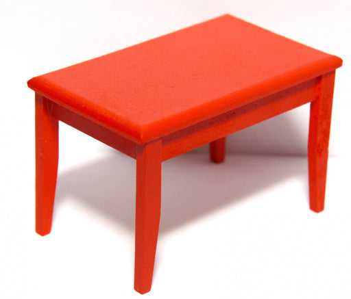 Itse maalattu nukkekodin pöytä Kuvan pöytä on maalattu kertaalleen Plus colorin briljantinpunaisella maalilla.