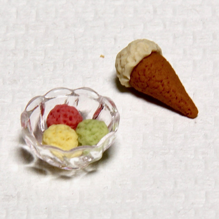 Ice cream cone, small, 1 pc