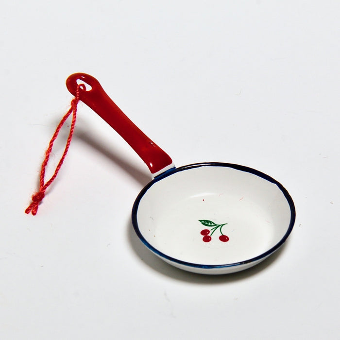 Frying pan, cherry pattern