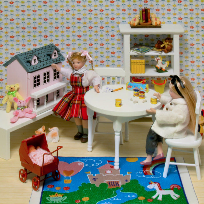 Nukkekodin lastenhuone.