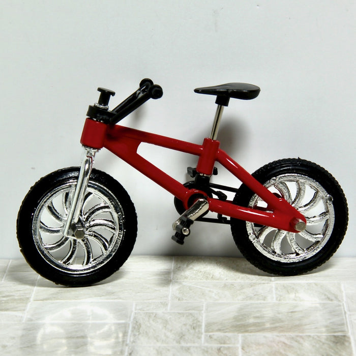 Children's mountain bike, red