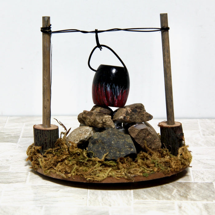 Campfire and pot, small