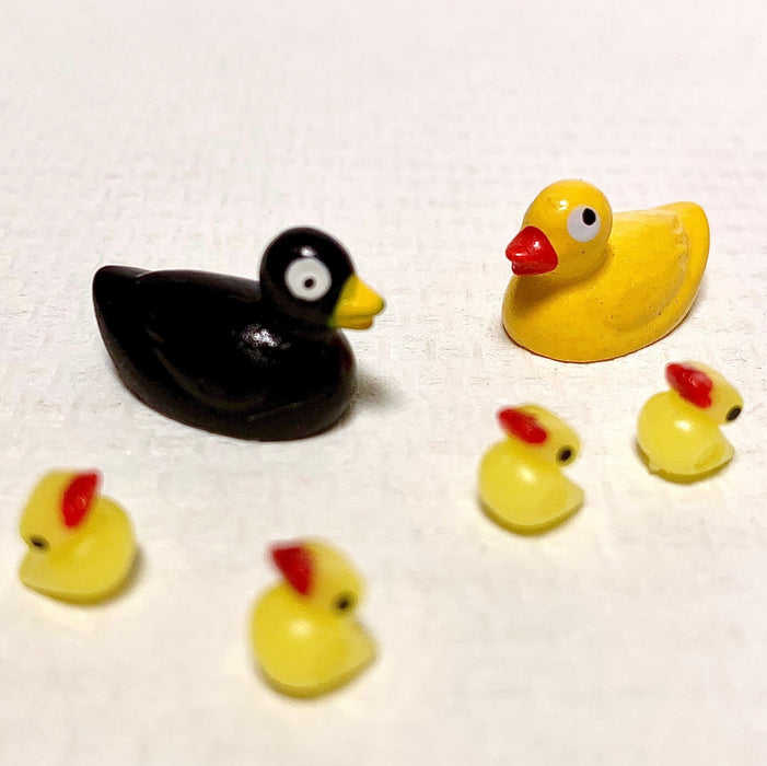 Bath duck, black