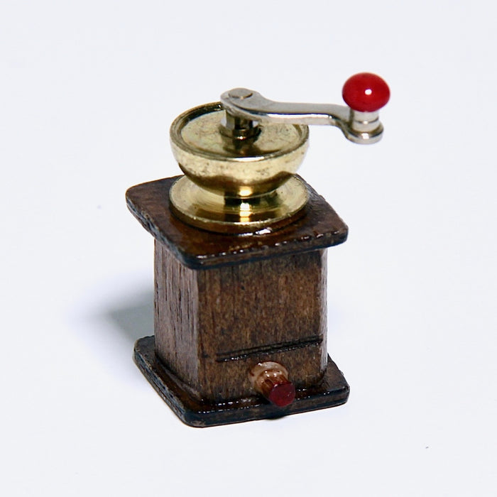 Coffee grinder, wood, 'working'